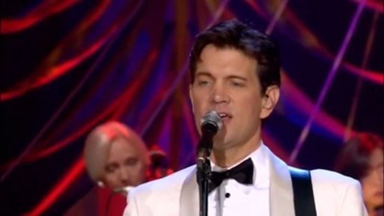 Chris Isaak - Christmas: A Soundstage Special Event