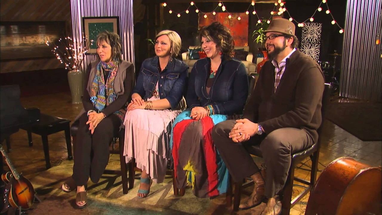 Gaither Presents: The Isaacs…Up Close and Personal