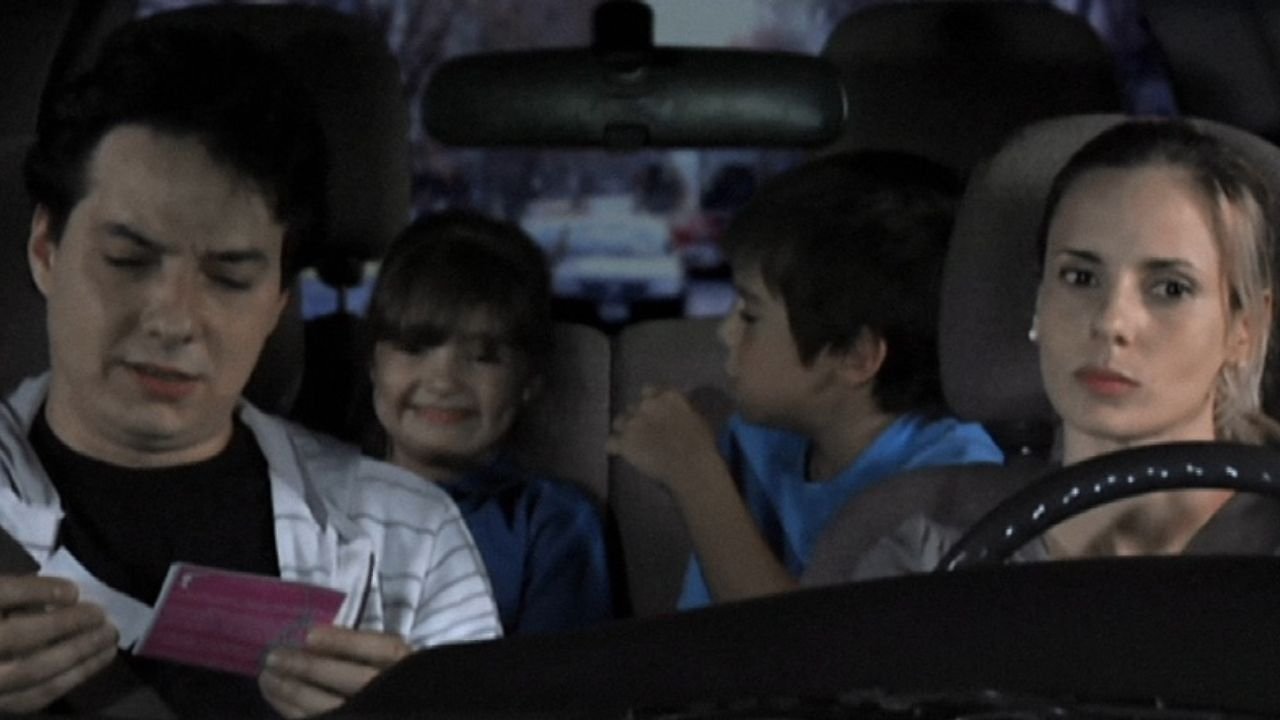 Una Cita Una Fiesta Y Un Gato Negro