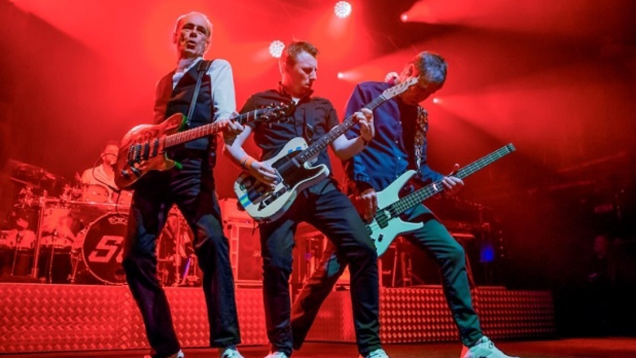 Status Quo - Live At Montreux