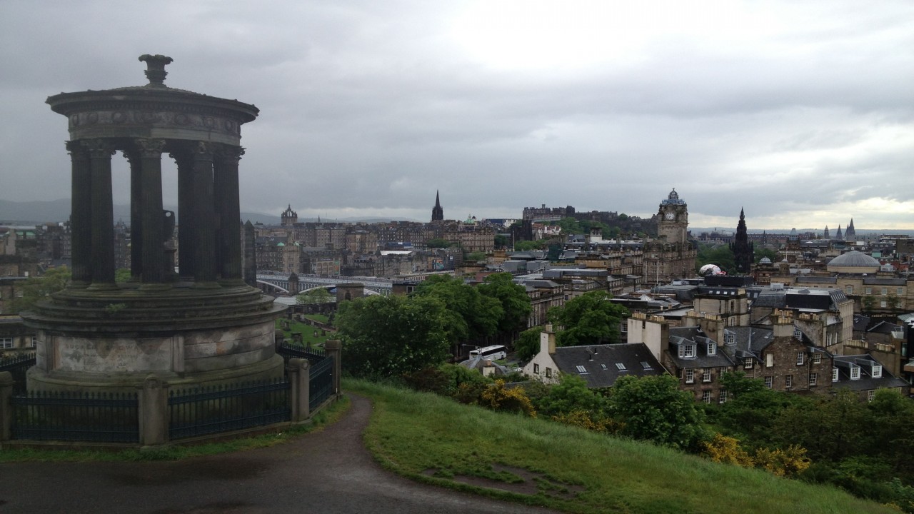 World Destinations - Edinburgh
