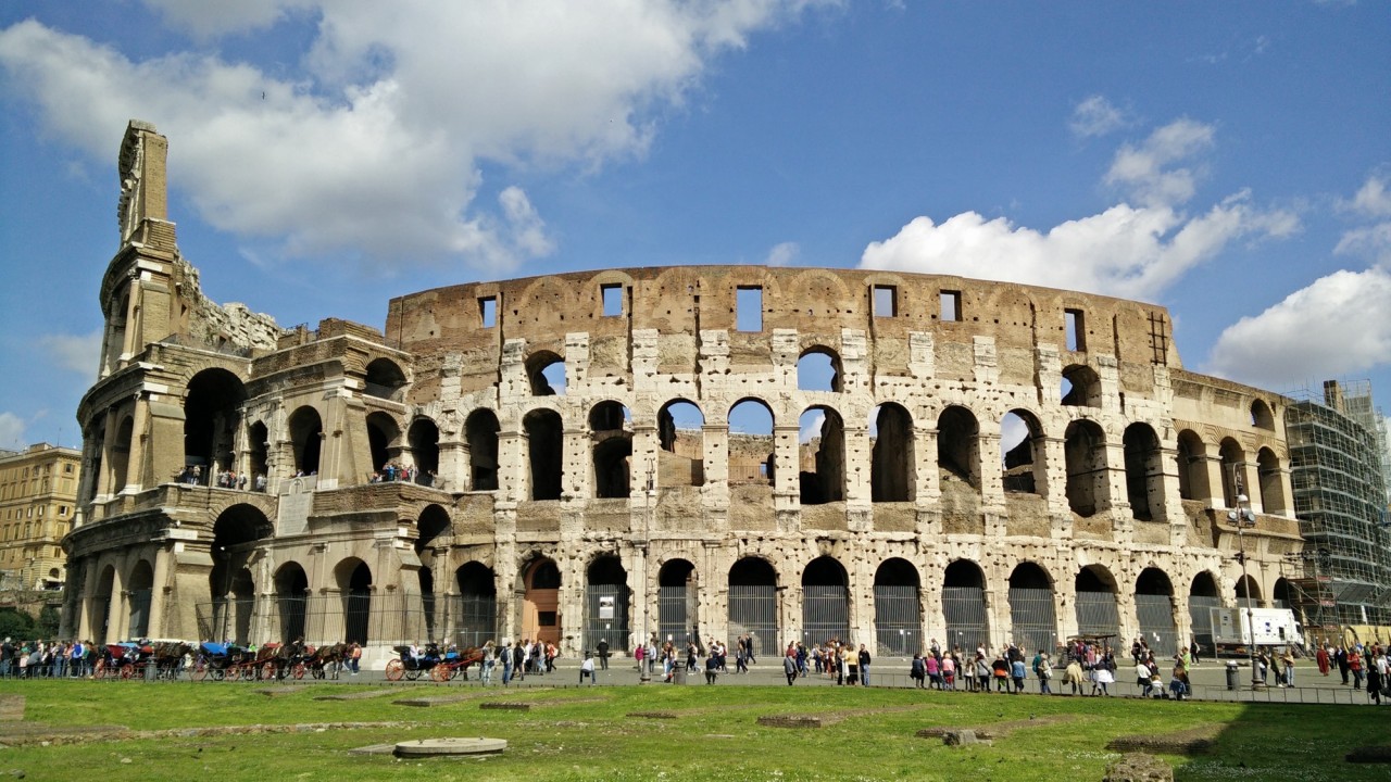 World's Top Destinations: Rome and the Colosseum in Italy