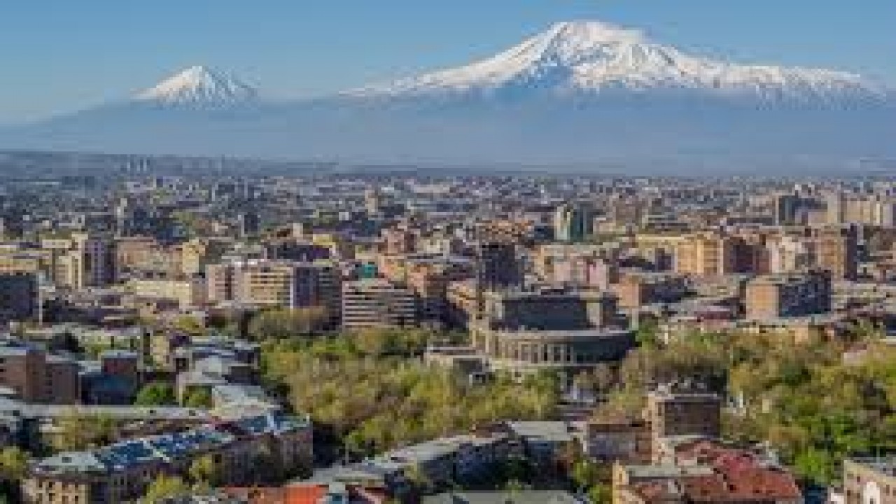 Globe Trekker - Georgia & Armenia