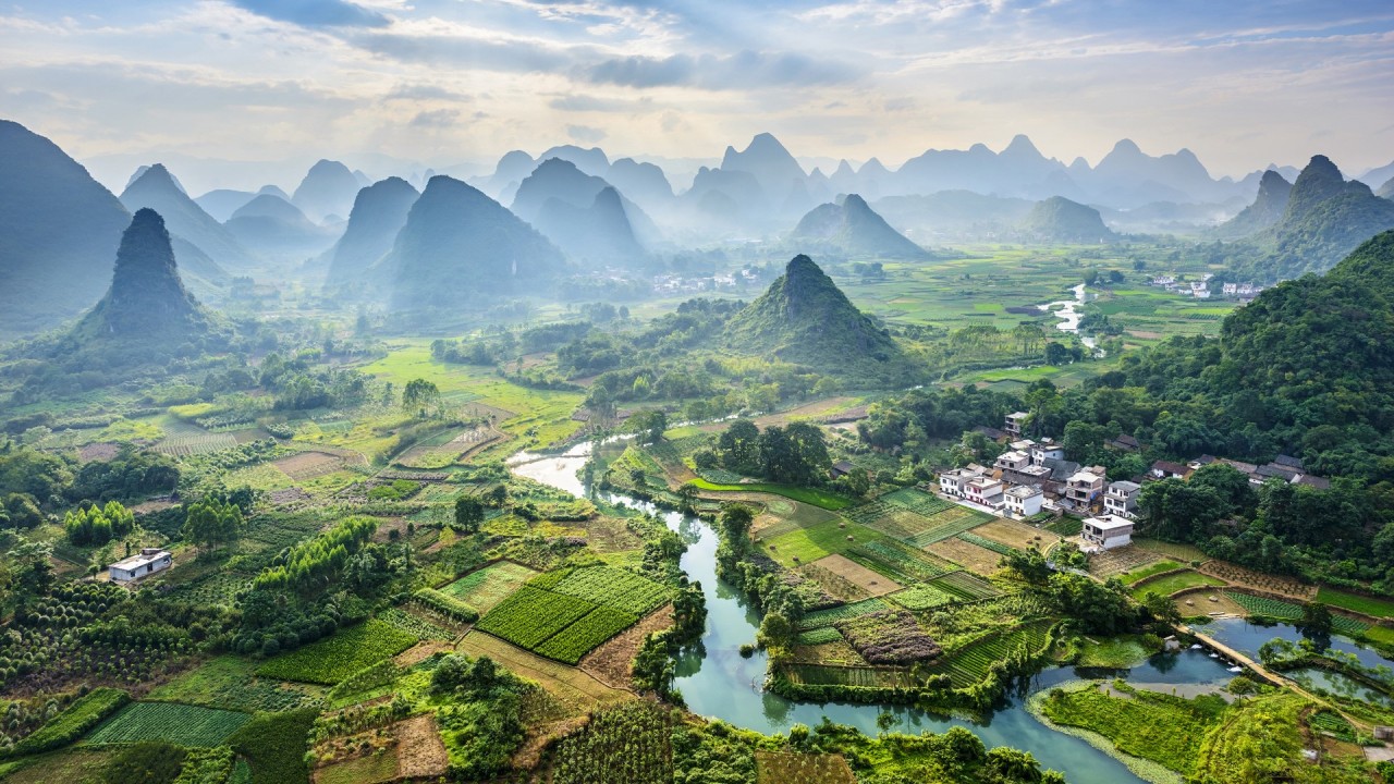 Globe Trekker - South West China