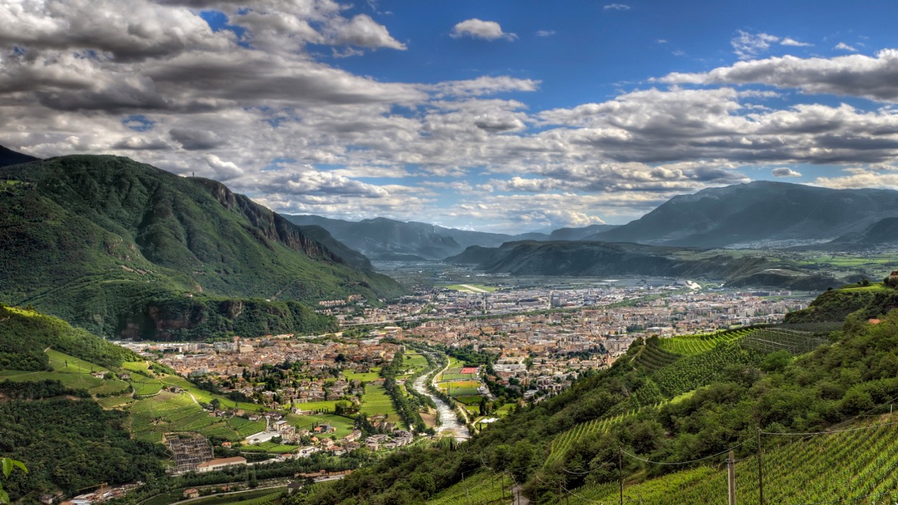 7 Days - ALTO ADIGE / SUDTIROLO - Italy