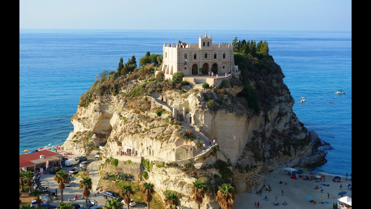 Footloose in Italy V - 5 Touring Southern Italy and Sicily