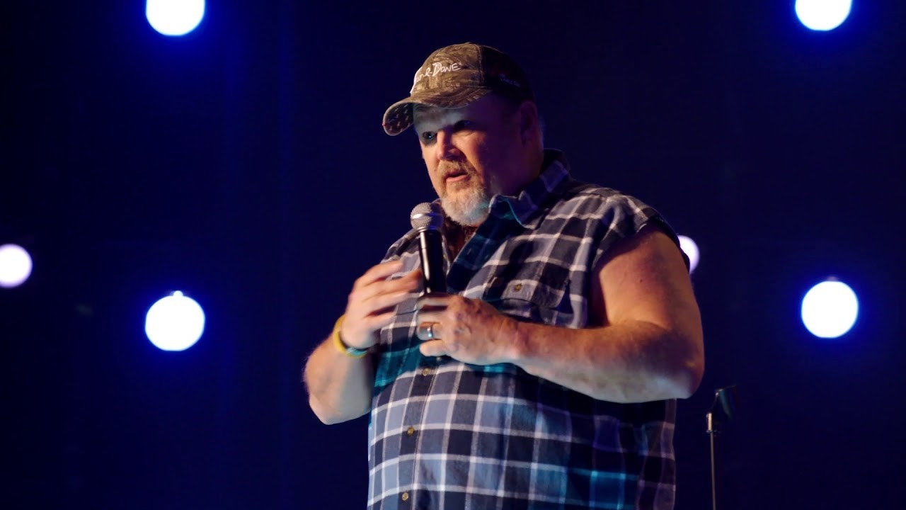 Larry the Cable Guy: Remain Seated