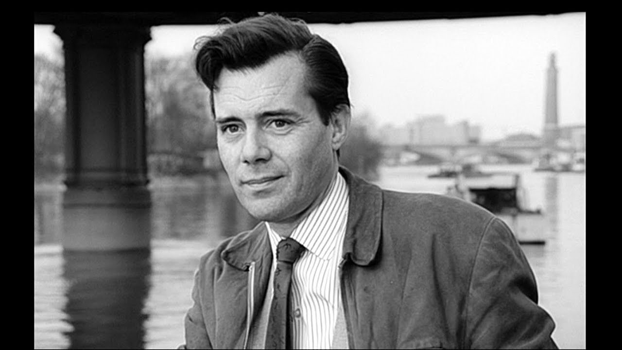 Dirk Bogarde - Discovering