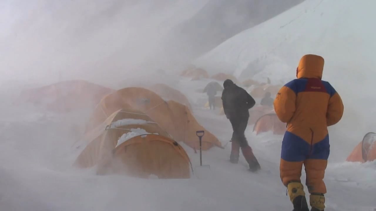 Eye To Eye With Everest: Death On A Mountain