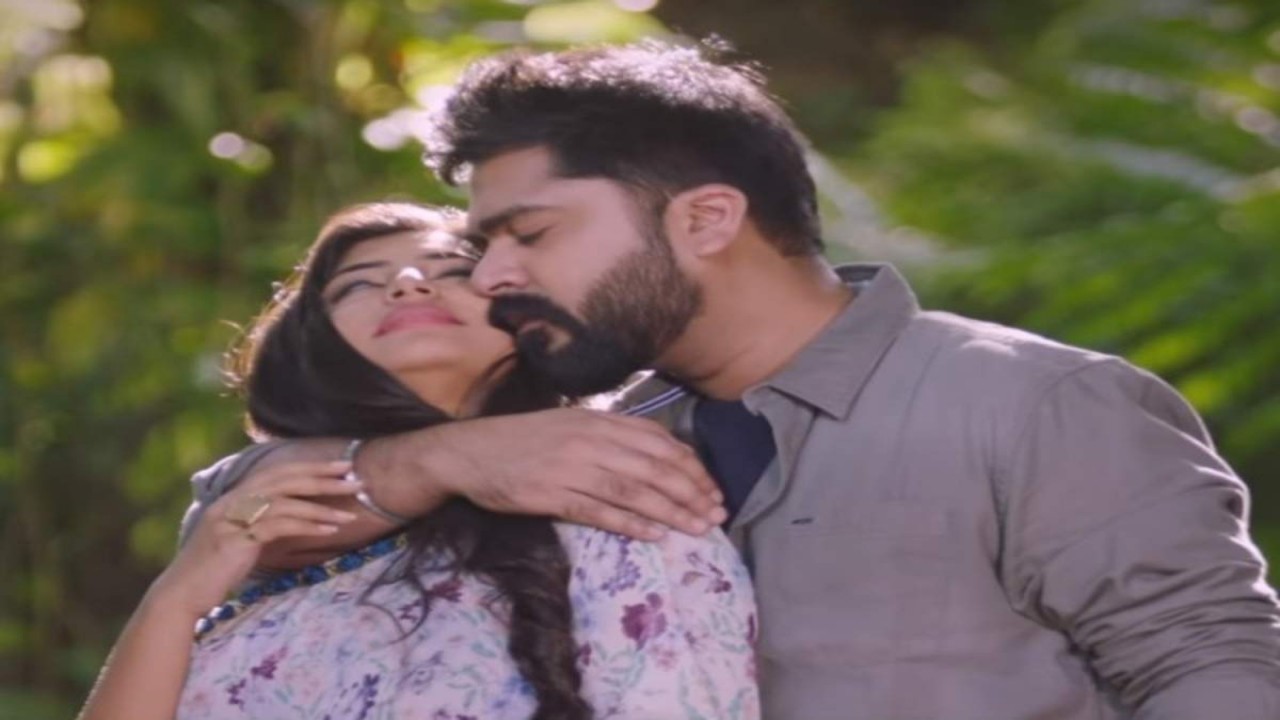 Achcham Yenbadhu Madamaiyada