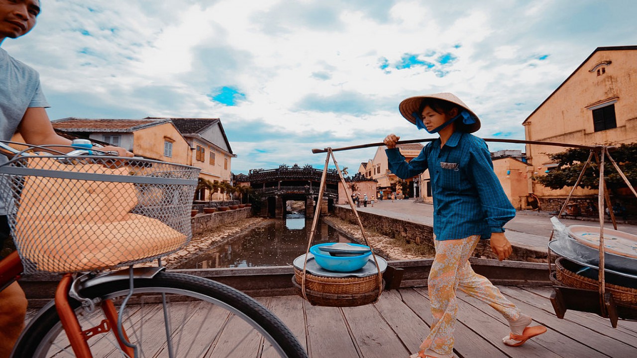 Vietnam: Fast Forward