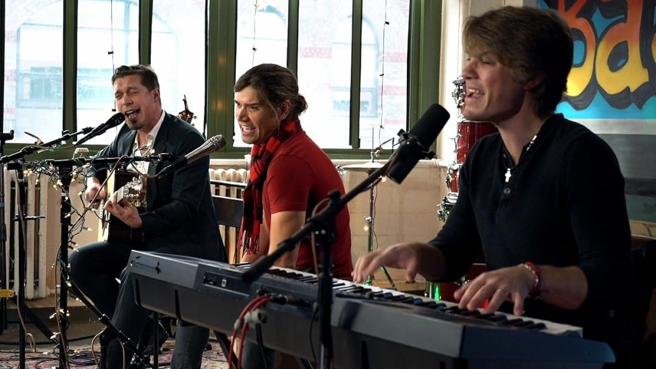 A Holiday Session With Hanson