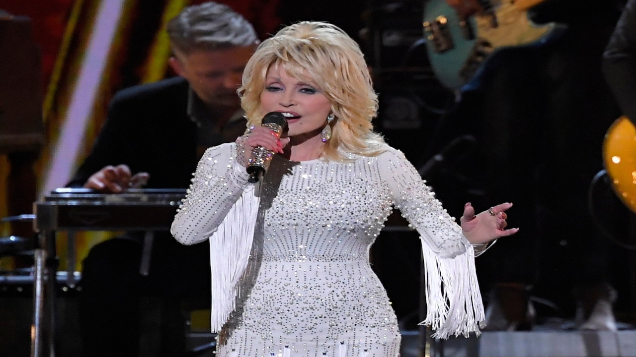 Biography: Dolly
