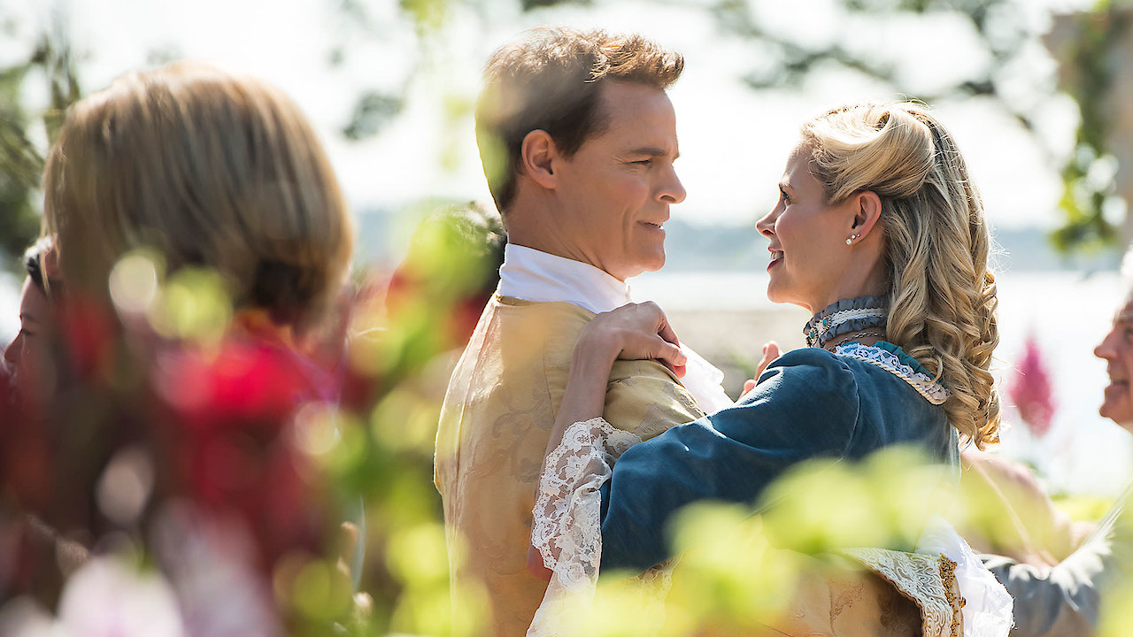 Gourmet Detective: Eat, Drink and Be Buried