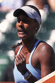 A. Pavlyuchenkova / E. Pridankina - A. Muhammad / D. Schuurs