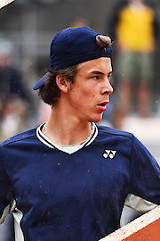 Niels McDonald - Max Schoenhaus