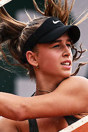 Julie Pastikova - Nellie Taraba Wallberg