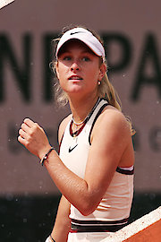 Emerson Jones - Julieta Pareja