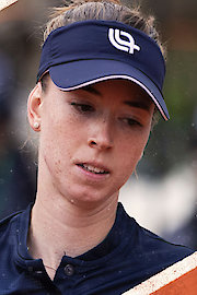 Simona Waltert - Zhang Shuai