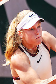 Emerson Jones - Vendula Valdmannova