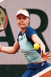 Harriet Dart - Anastasiia Sobolieva