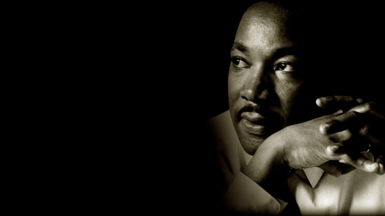 King: Man Of Peace In A Time Of War