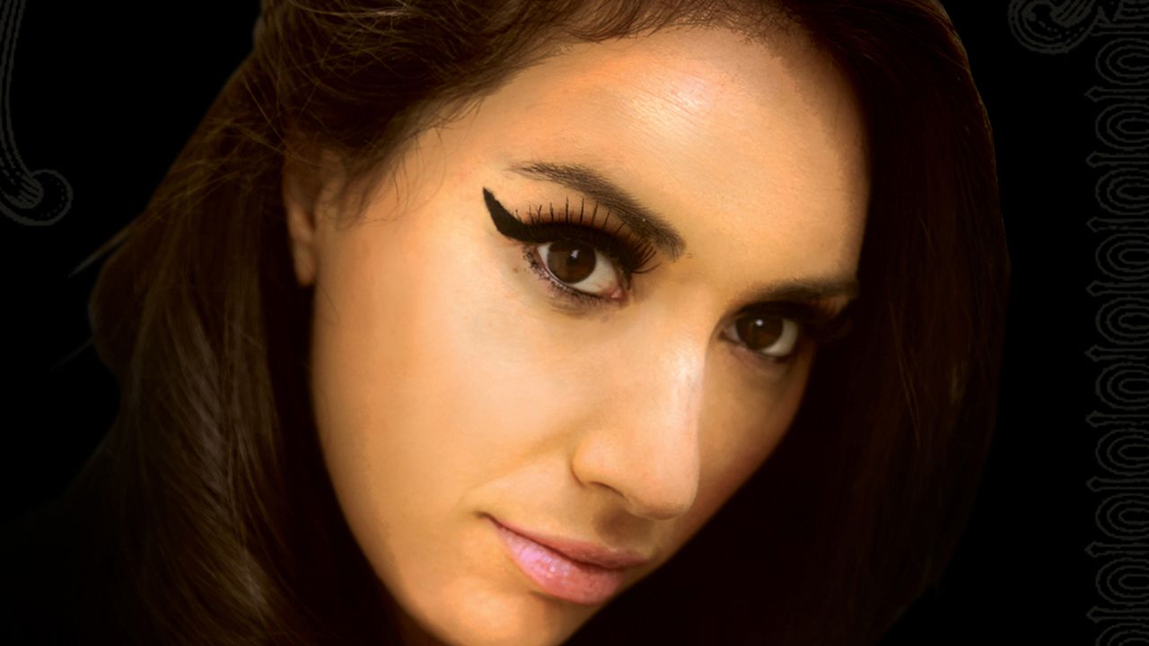 Amy Winehouse - Fallen Star