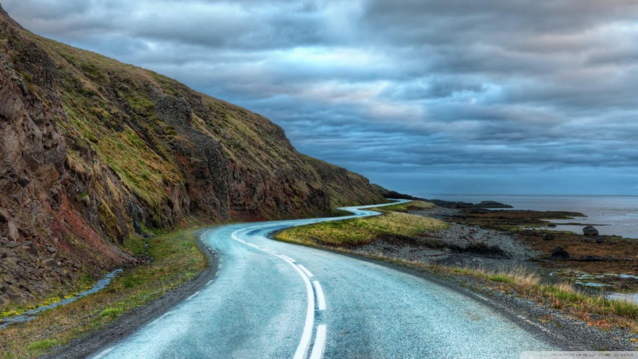 On Tour: Icelandia - Around Iceland By Car