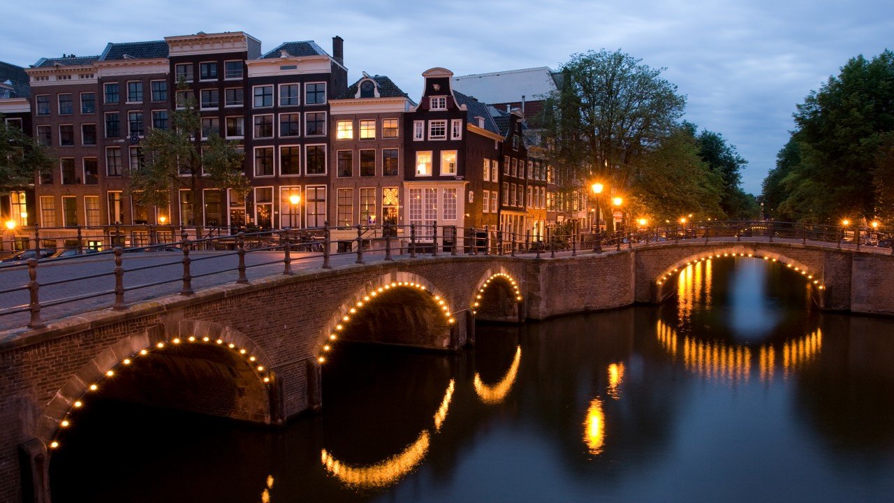 World Destinations: Amsterdam