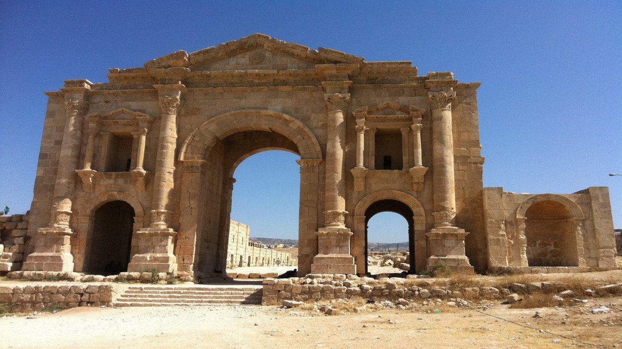 Jerash & Ajloun Castle