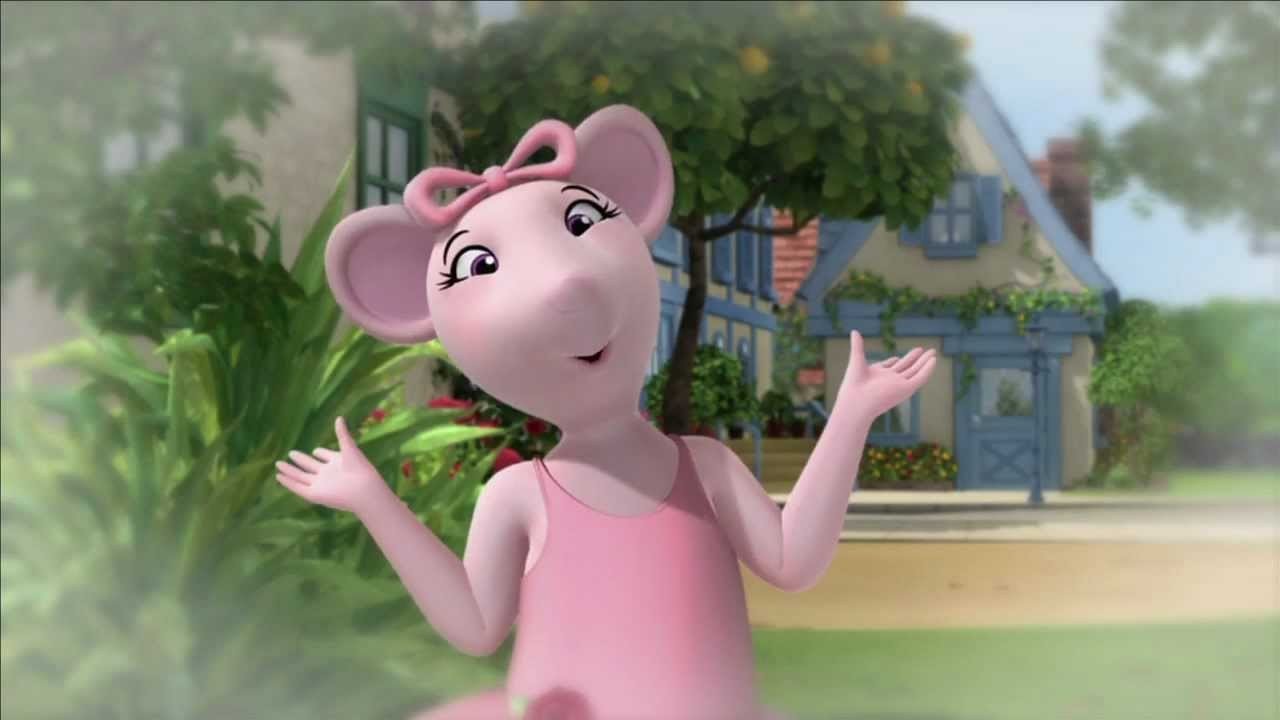 Angelina Ballerina: On With The Show