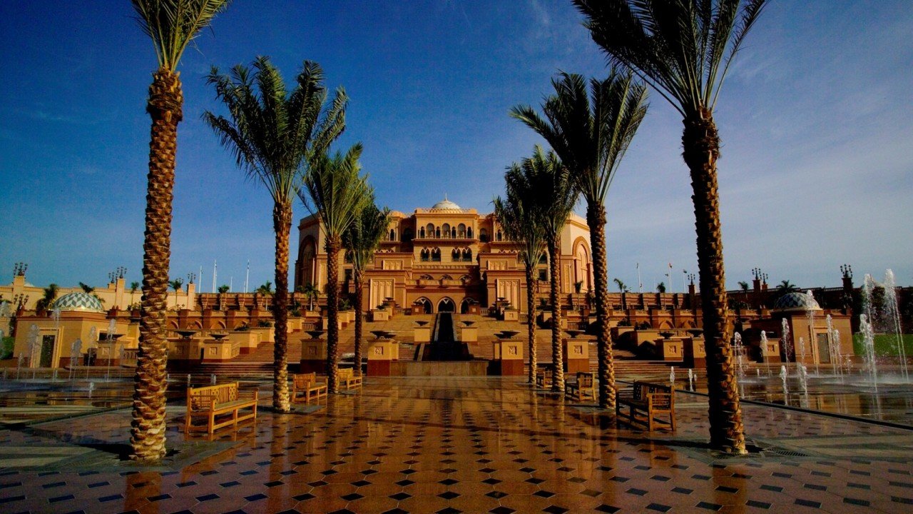 Modern Times Wonders EMIRATES PALACE - Abu Dhabi, United Arab Emirates