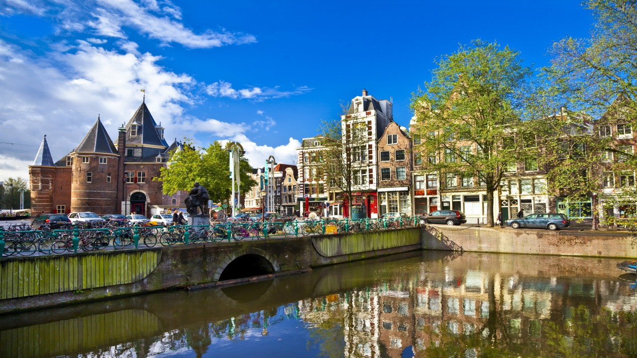 Touring the World's Capital Cities Amsterdam: The Capital of Holland
