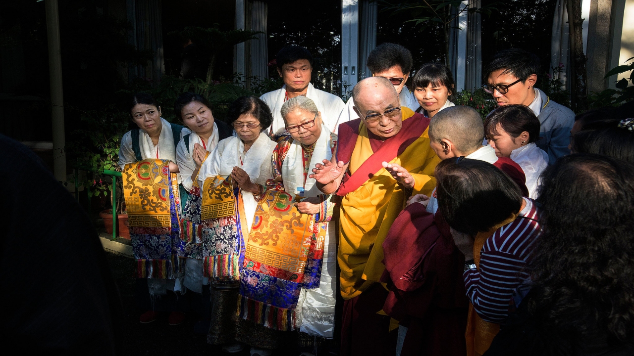 Exile: The Dalai Lama And His People