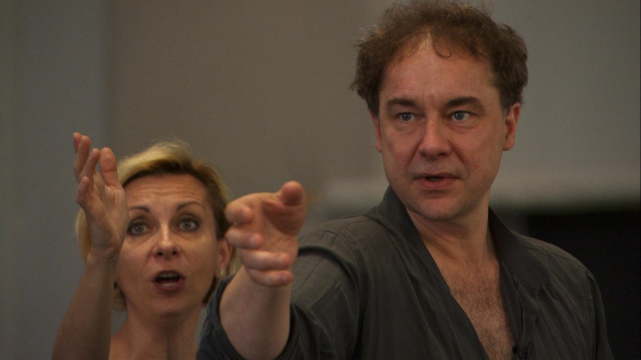 Becoming Traviata