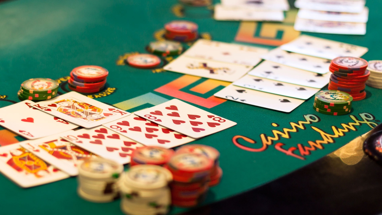 Casino Gaming With the Experts: Slots & Pai Gow Poker