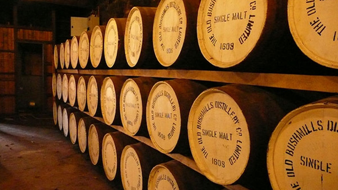 Great Irish Drinks: The History of Irish Breweries & Distilleries