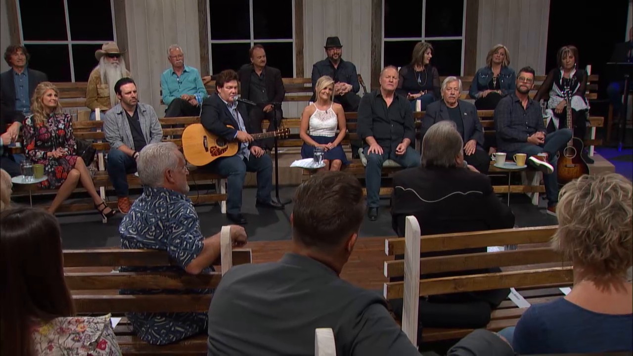 Country's Family Reunion Christmas: Volume Two