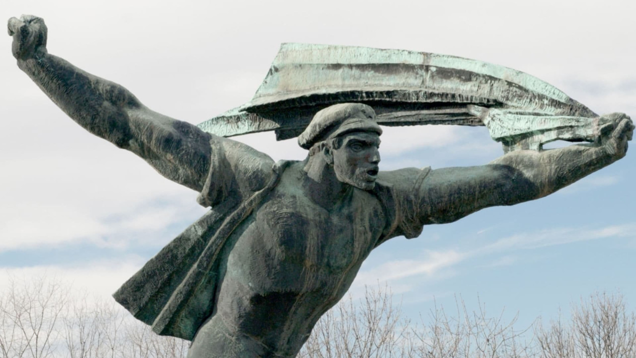 Iron Curtain - Life Under Soviet Occupation