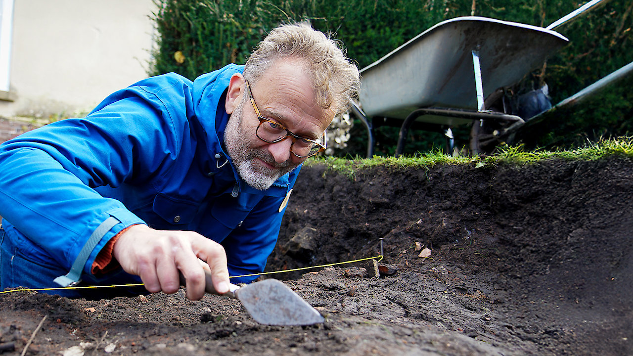 The Great British Dig: History In Your Back Garden