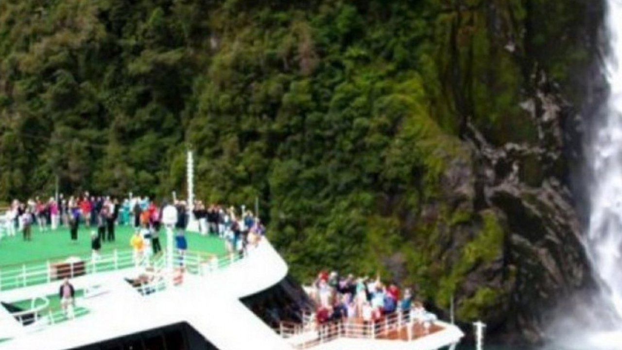 Cruises To A World Of Discovery