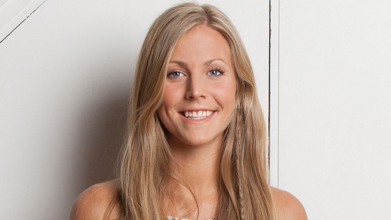 Rachel Brathen Yoga: Release & Let Go!