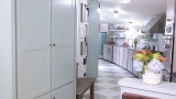 Curved Kitchen