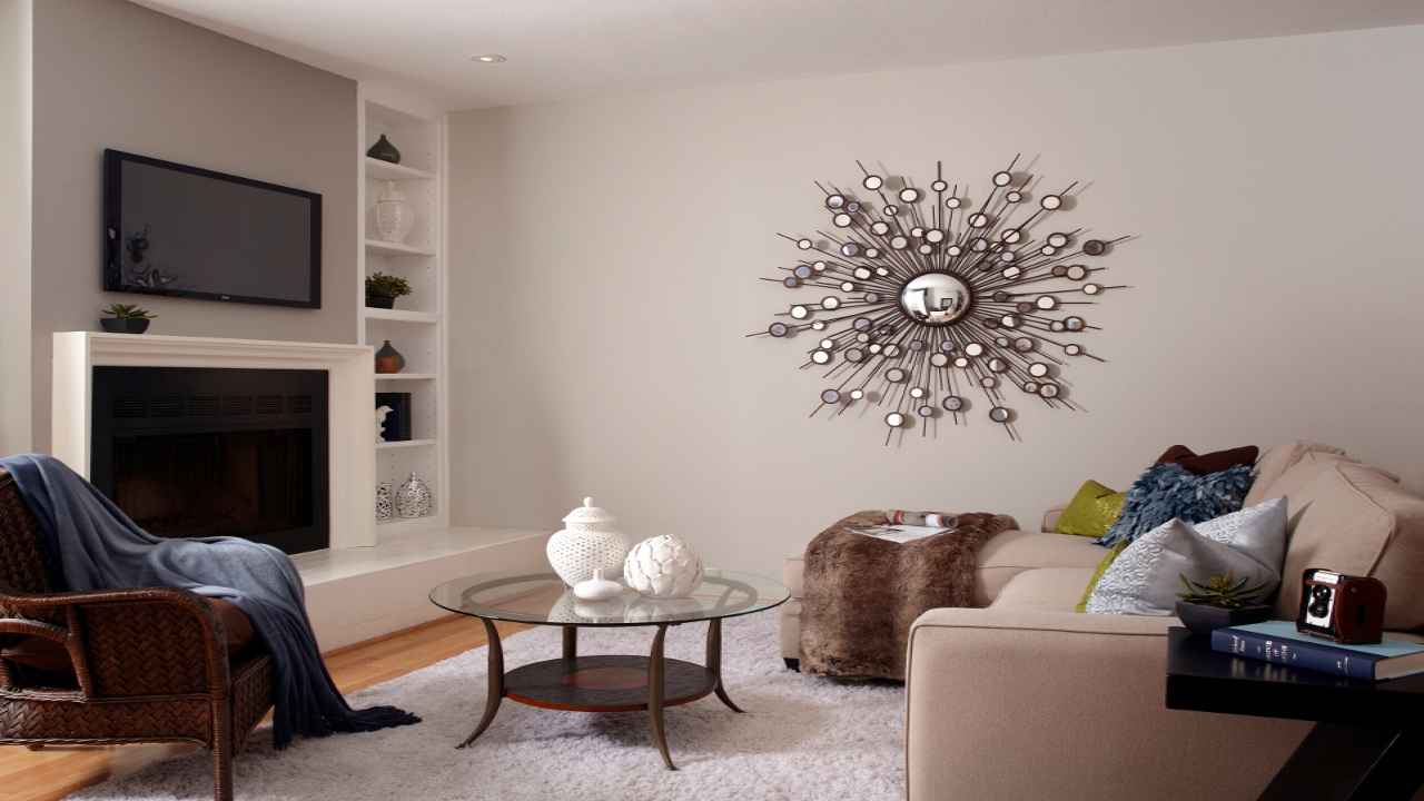 House Hunters: Single in the City