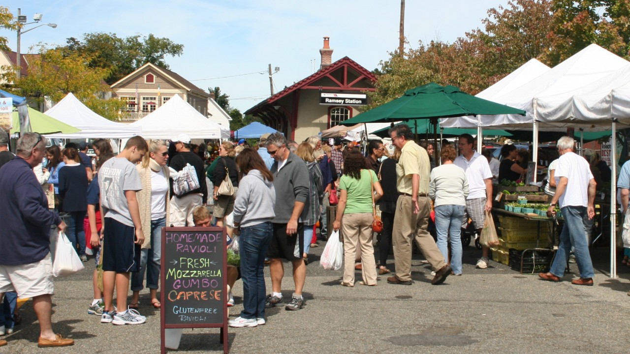 Farmers' Market Flip