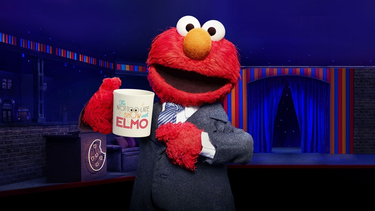 The Not-Too-Late Show With Elmo