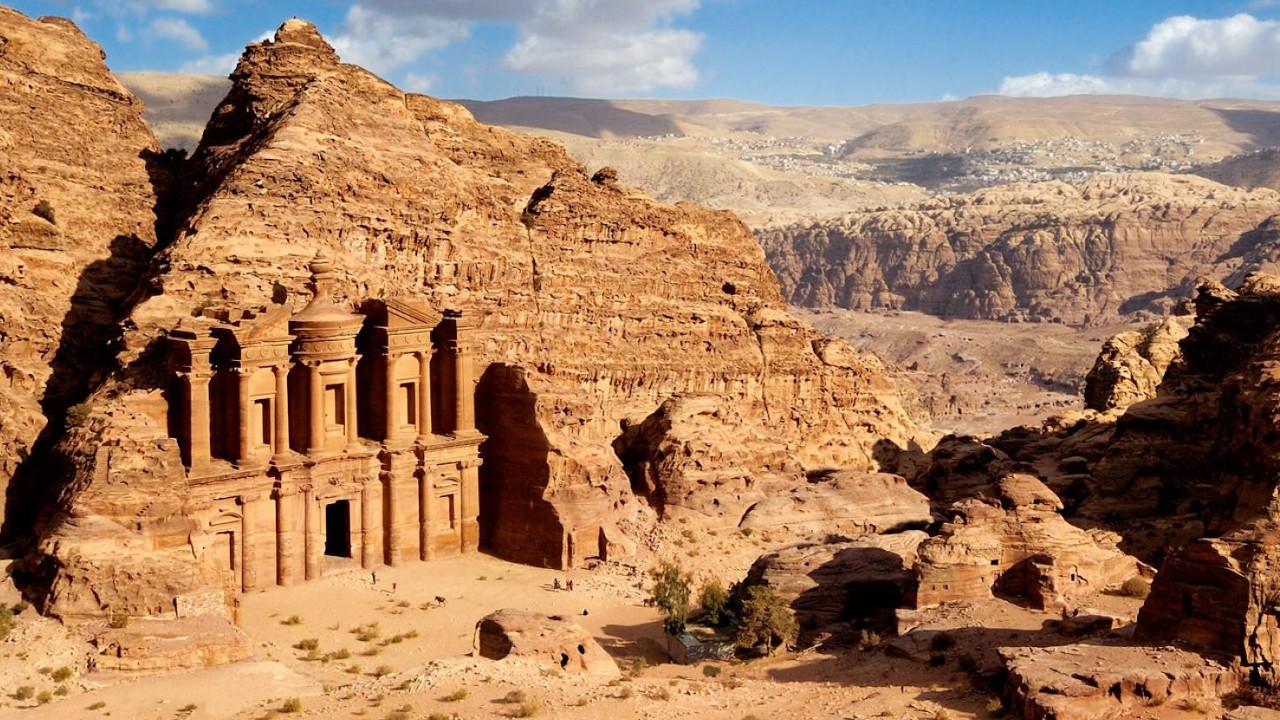 Petra: City of Riches