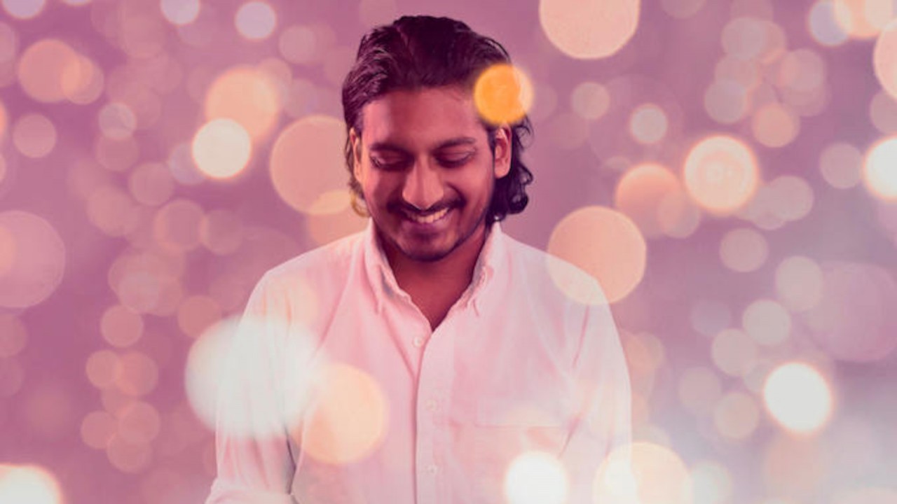 Ahir Shah: Dots